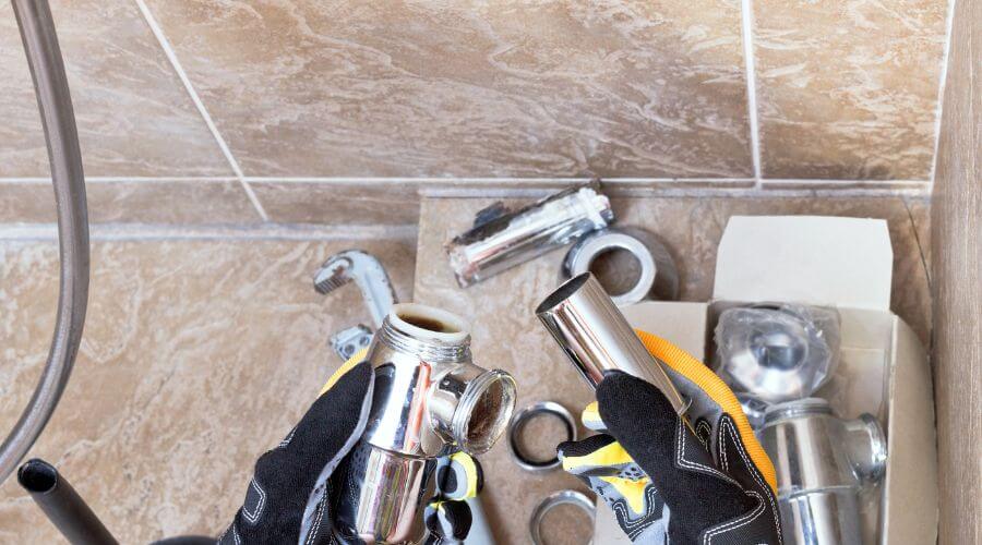 Expert Emergency Roof Repairs services in Fort Johnson, NY